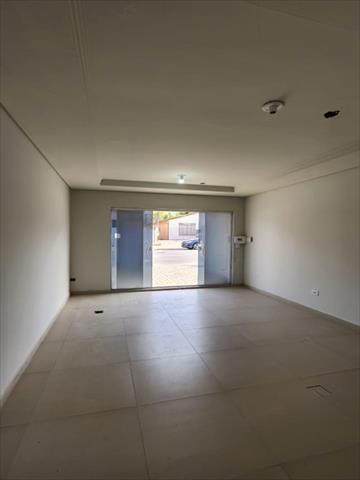 Cjto Comercial/sala para locacao no Centro em Colombo com 46m² por R$ 1.200,00