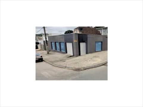 Loja para locacao no Centro em Colombo com 230m² por R$ 6.000,00