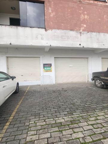 Cjto Comercial/sala para locacao no Centro em Colombo com 40m² por R$ 1.600,00
