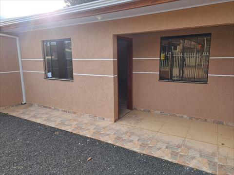 Casa Residencial para locacao no Tranqueira em Almirante Tamandare com 50m² por R$ 950,00