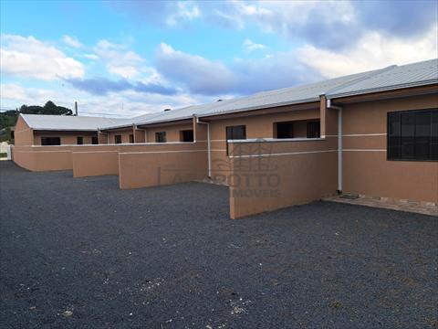 Casa Residencial para locacao no Tranqueira em Almirante Tamandare com 50m² por R$ 950,00