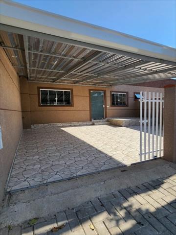Casa Residencial para locacao no Embu em Colombo com 90m² por R$ 1.500,00