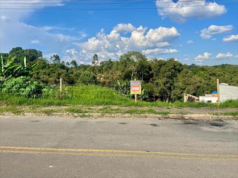 Terreno para venda no Embu em Colombo com 2.203m² por R$ 600.000,00