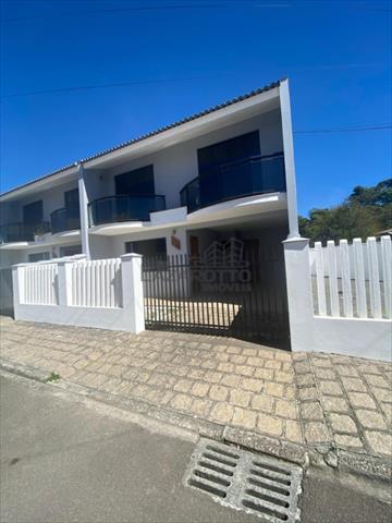 Casa Residencial para locacao no Centro em Colombo com 130m² por R$ 2.600,00