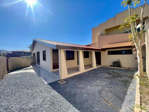 Casa Residencial para venda no Centro em Colombo com 209,61m² por R$ 1.100.000,00