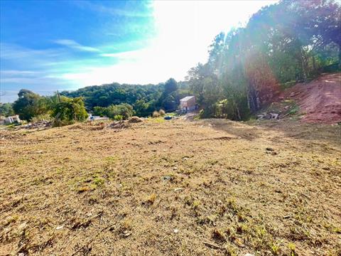 Terreno para venda no Embu em Colombo com 0m² por R$ 220.000,00
