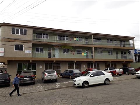 Apartamento para locacao no Centro em Colombo com 60m² por R$ 0,00