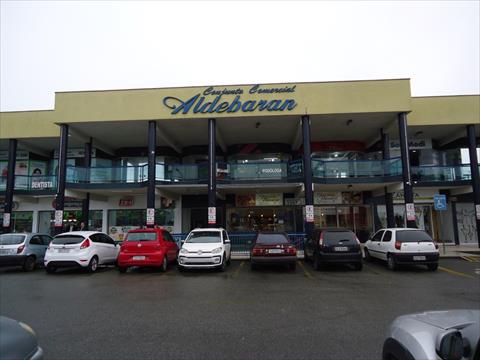 Cjto Comercial/sala para locacao no Roca Grande em Colombo com 75m² por R$ 6.200,00