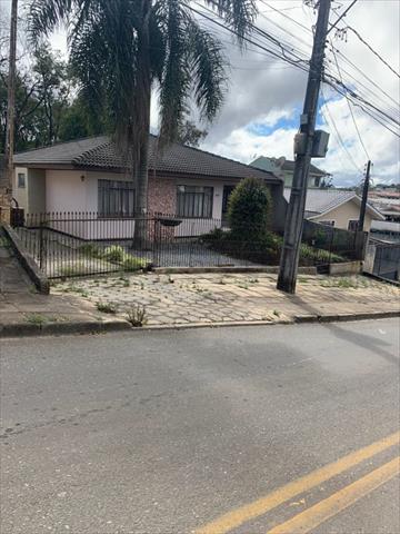 Casa Residencial para venda no Centro em Colombo com 100m² por R$ 800.000,00