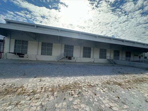 Barracão/galpão para locacao no Roca Grande em Colombo com 1.900m² por R$ 45.000,00