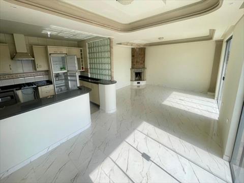 Casa Residencial para locacao no Atuba em Pinhais com 350m² por R$ 3.800,00
