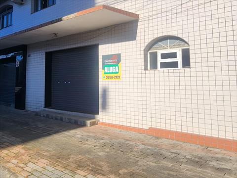Cjto Comercial/sala para locacao no Centro em Colombo com 30m² por R$ 2.300,00