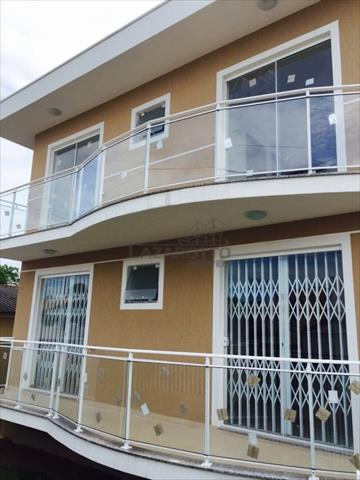 Apartamento para locacao no Centro em Colombo com 100m² por R$ 1.850,00