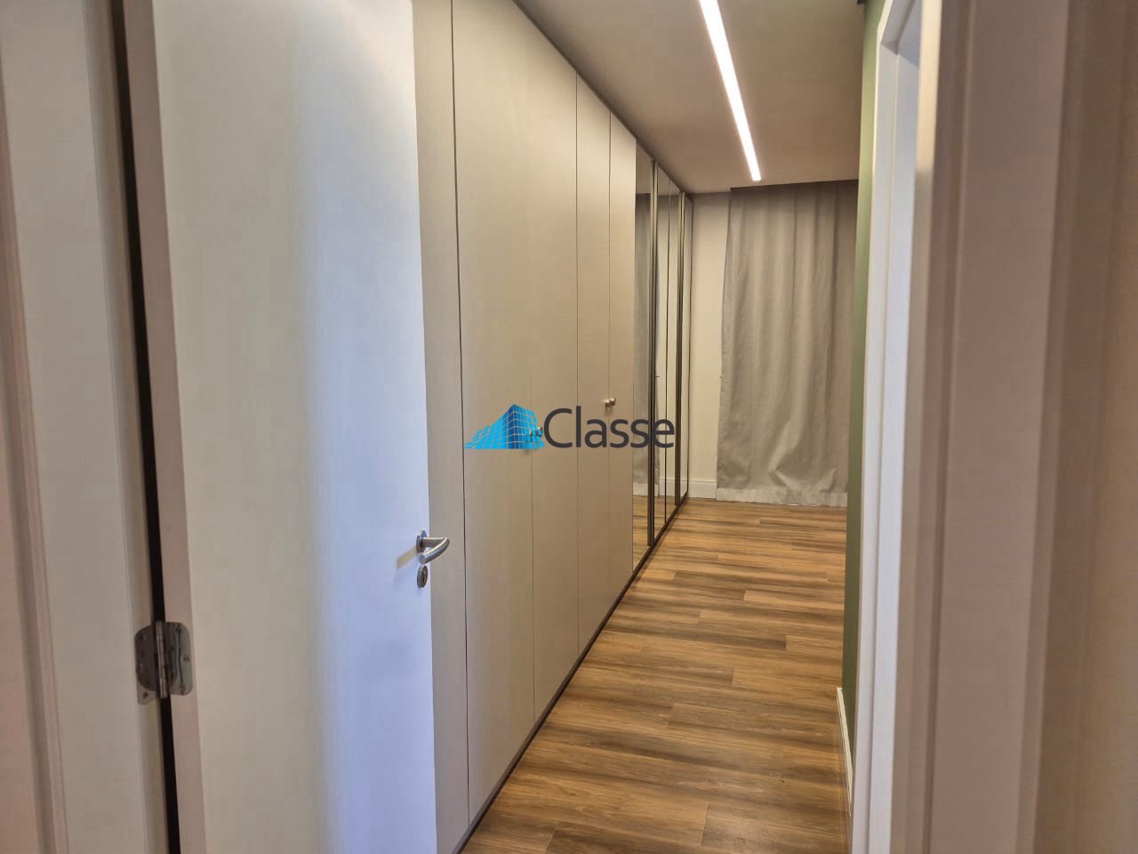 Apartamento · 199 m² · Zona 04, Maringá — foto 8