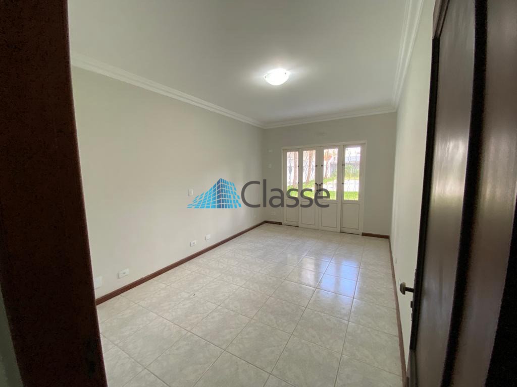 Casa · 4 quartos · Portal das Torres, Maringá — foto 2
