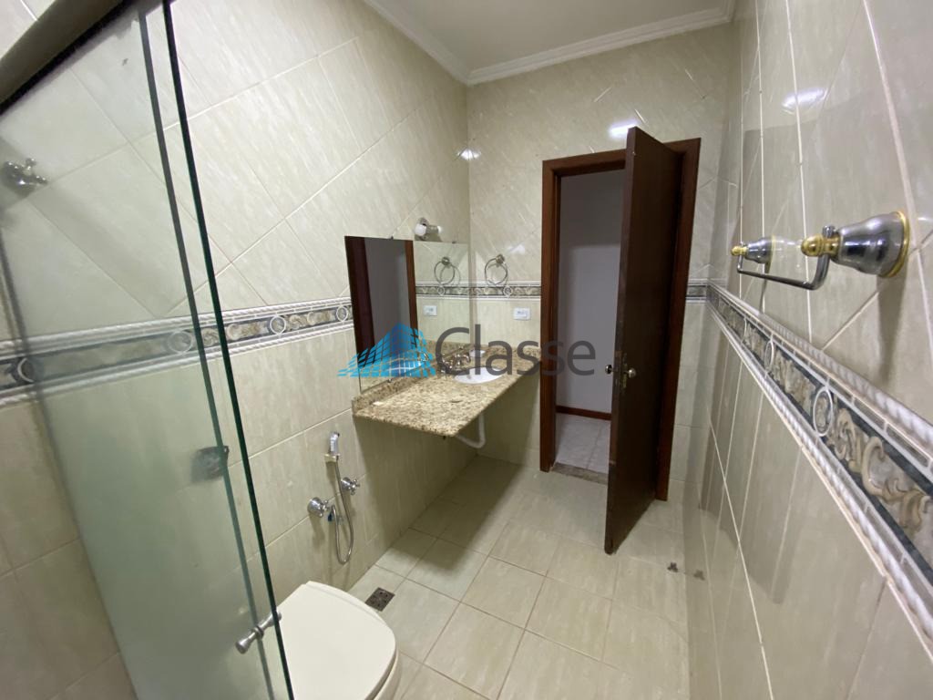 Casa · 4 quartos · Portal das Torres, Maringá — foto 13