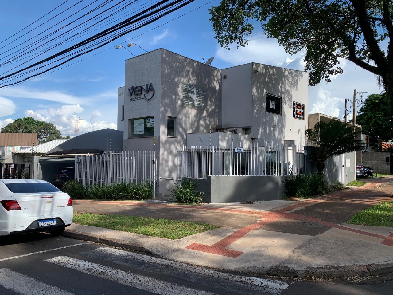 Prédio Comercial · 196 m² · Zona 04, Maringá — foto 1