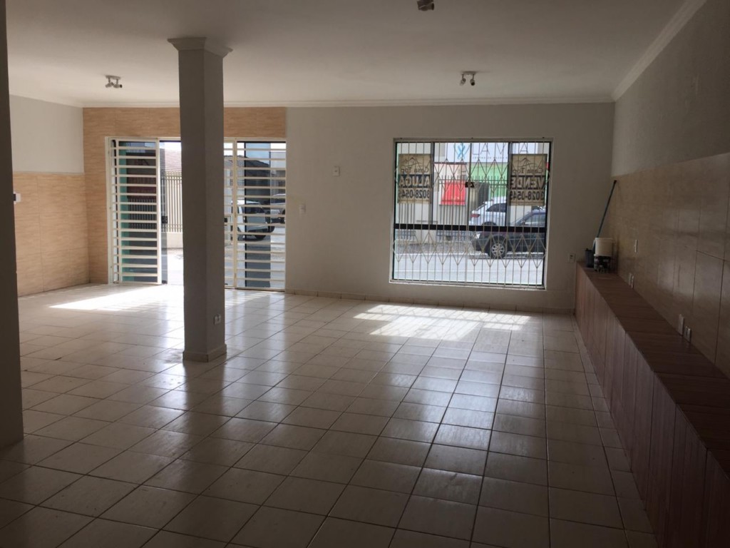 Cjto Comercial/sala para venda no Centro em Ponta Grossa com 182m² por R$ 990.000,00