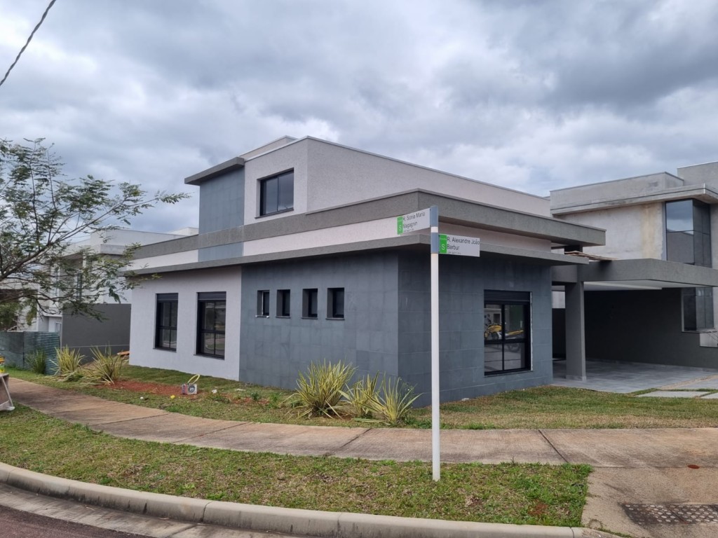 Casa para vendalocacaovenda e locacao no Jardim Carvalho em Ponta Grossa com 300m² por R$ 1.450.000,005.590,00