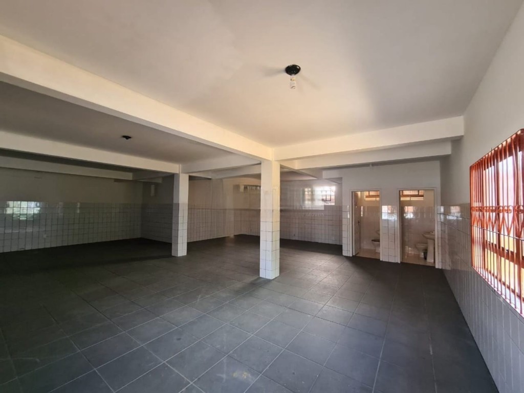 Casa para venda no Uvaranas em Ponta Grossa com 190m² por R$ 530.000,00