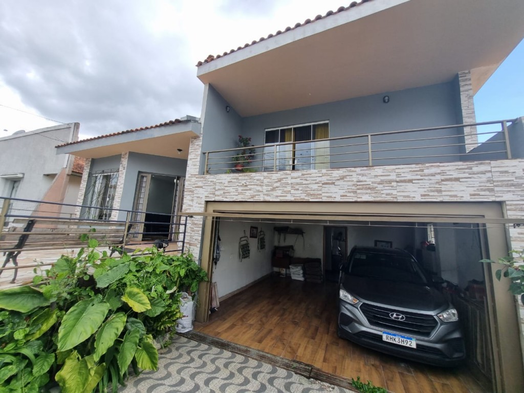Sobrado para venda no Ronda em Ponta Grossa com 960m² por R$ 848.000,00