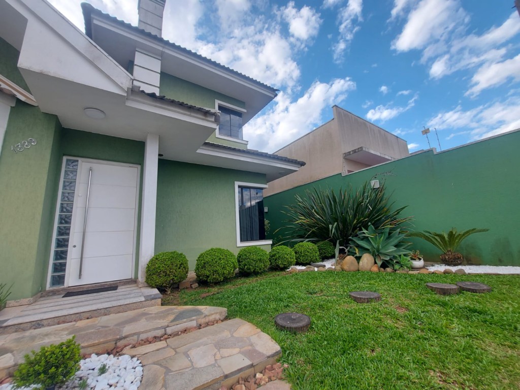 Sobrado para venda no Jardim Carvalho em Ponta Grossa com 260m² por R$ 1.290.000,00