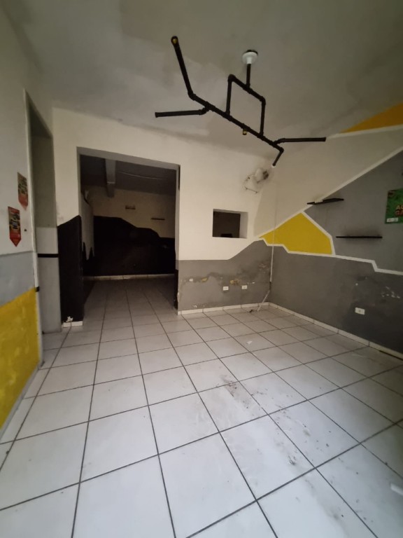 Cjto Comercial/sala para locacao no Centro em Ponta Grossa com 0m² por R$ 1.400,00