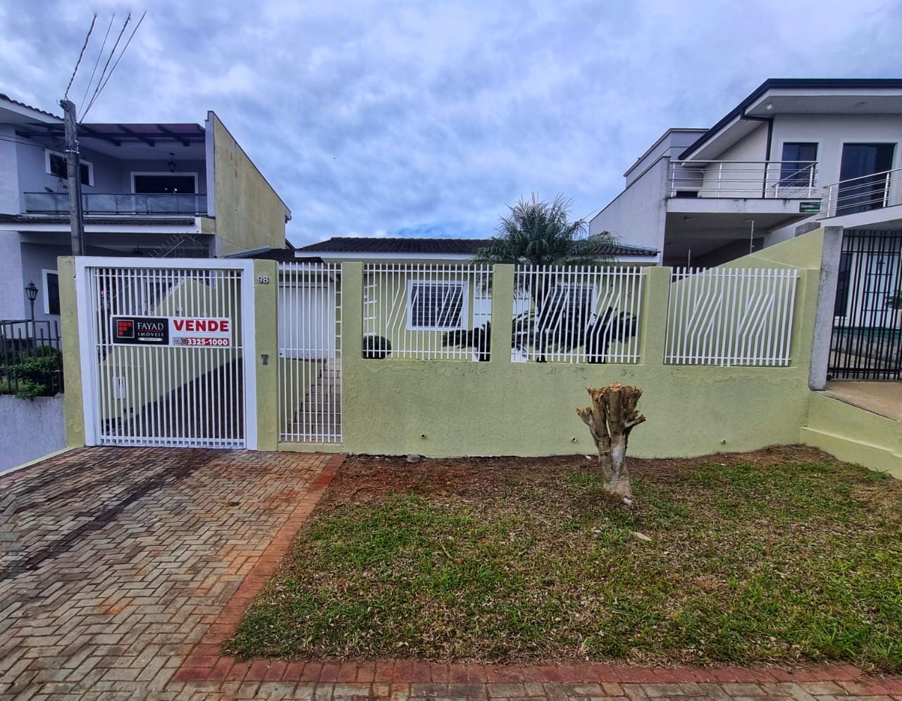 Casa para venda no Jardim Carvalho em Ponta Grossa com 432m² por R$ 750.000,00