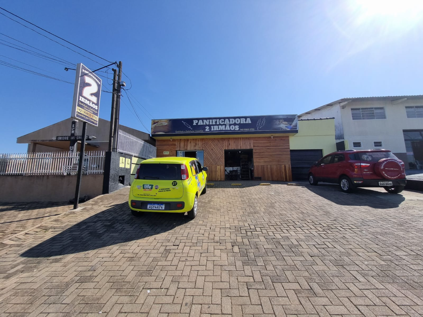 Cjto Comercial/sala para venda no Uvaranas em Ponta Grossa com 360m² por R$ 700.000,00