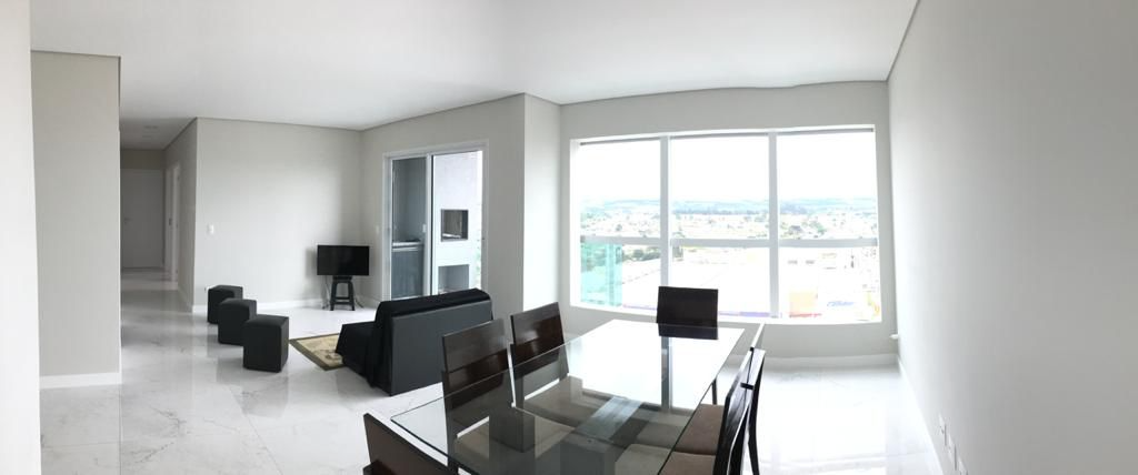 Apartamento para venda no Uvaranas em Ponta Grossa com 187m² por R$ 800.000,00