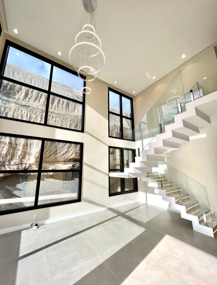 Casa para venda no Jardim Carvalho em Ponta Grossa com 276m² por R$ 1.800.000,00