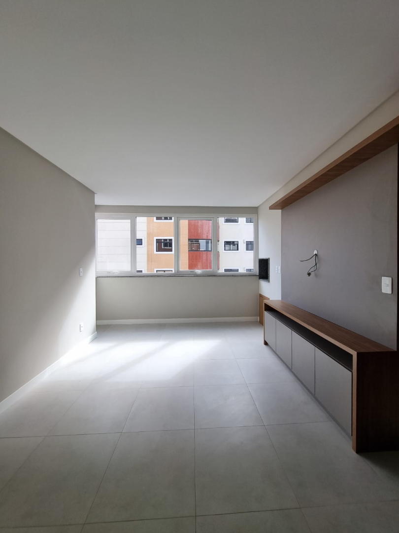Apartamento para venda no Centro em Ponta Grossa com 76m² por R$ 310.000,00