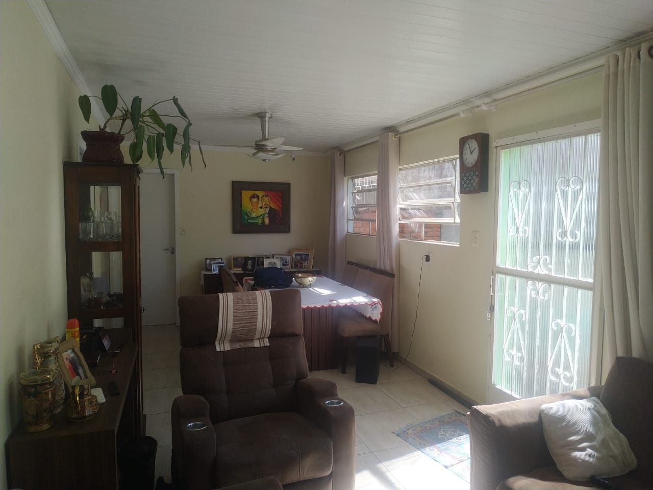 Casa para vendalocacaovenda e locacao no Centro em Ponta Grossa com 561m² por R$ 1.600.000,007.000,00