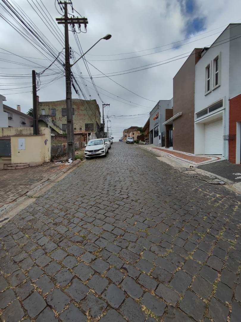 Casa para venda no Centro em Ponta Grossa com 228,1m² por R$ 550.000,00