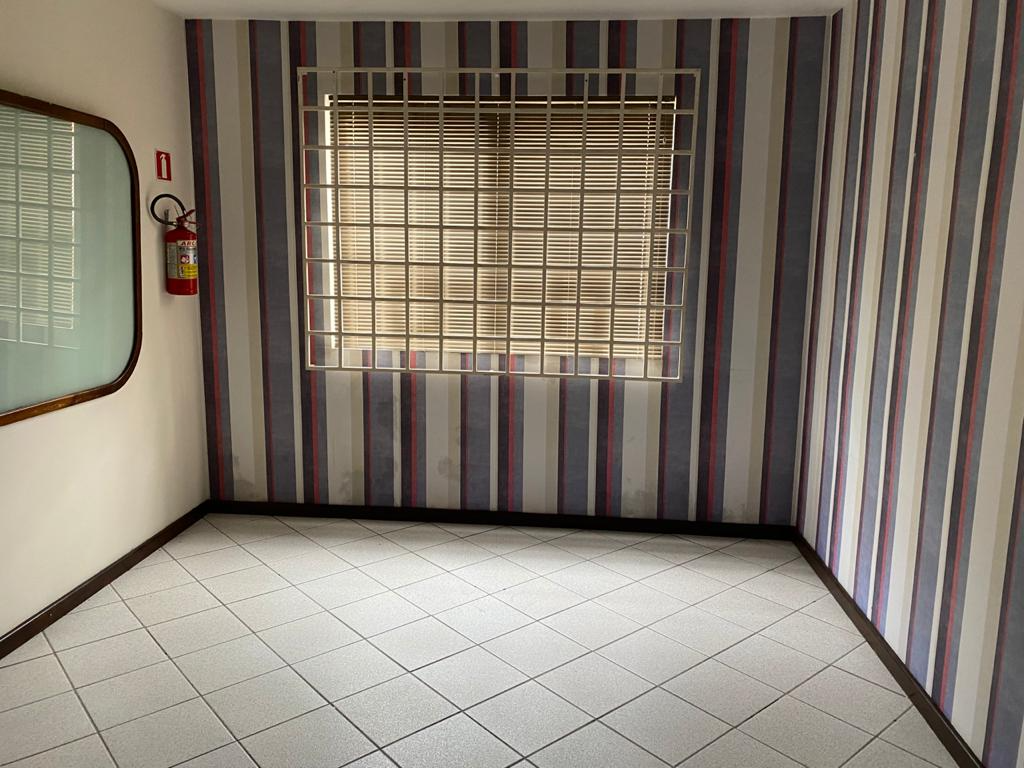 Cjto Comercial/sala para locacao no Centro em Ponta Grossa com 200m² por R$ 6.990,00