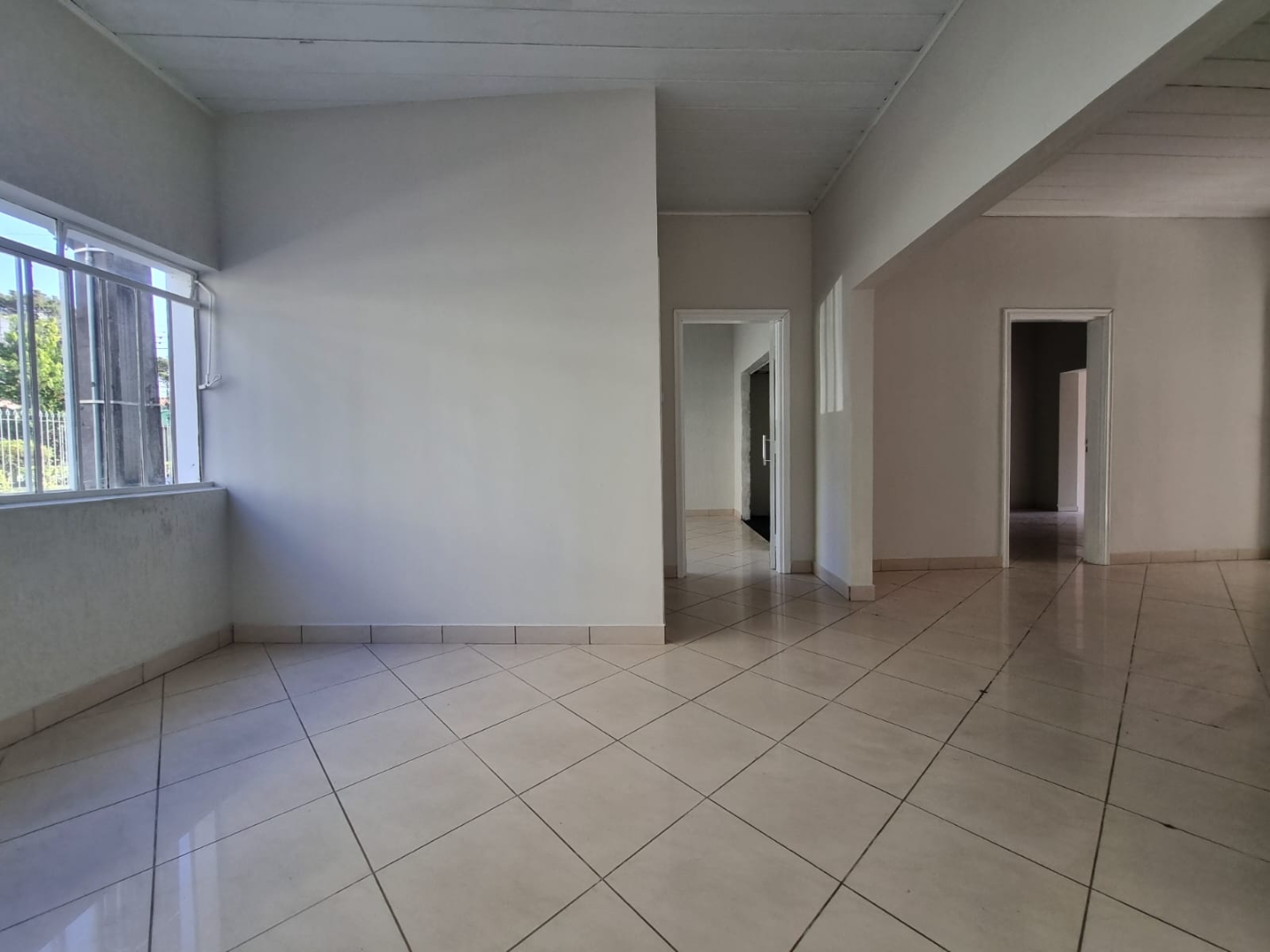 Cjto Comercial/sala para venda no Centro em Ponta Grossa com 150m² por R$ 450.000,00