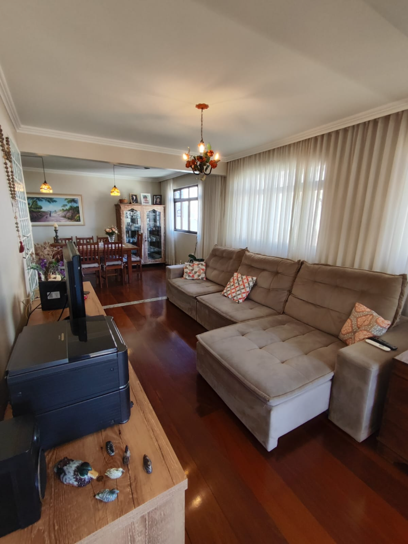Apartamento para venda no Centro em Ponta Grossa com 244,48m² por R$ 900.000,00
