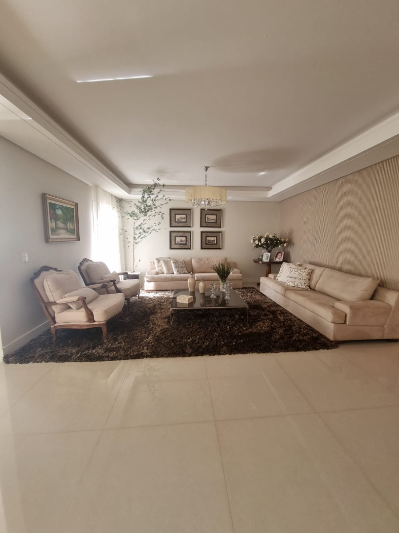 Casa para venda no Orfas em Ponta Grossa com 582,01m² por R$ 2.980.000,00
