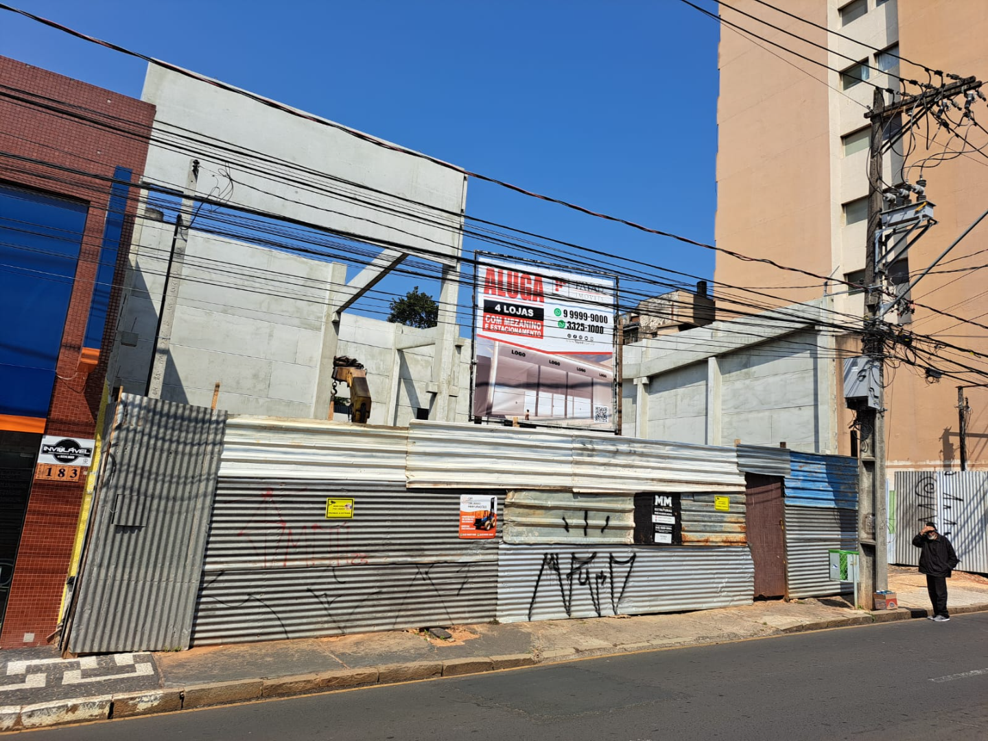 Cjto Comercial/sala para locacao no Centro em Ponta Grossa com 122,29m² por R$ 6.500,00