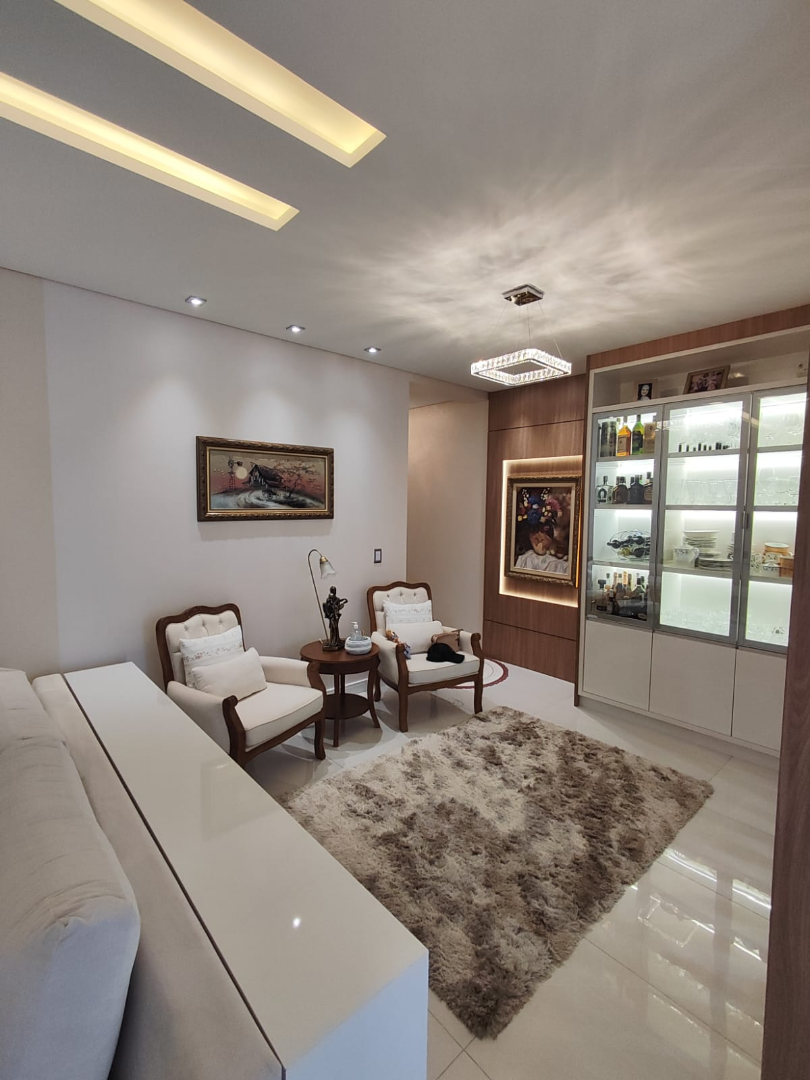 Apartamento para venda no Centro em Ponta Grossa com 261,25m² por R$ 1.680.000,00