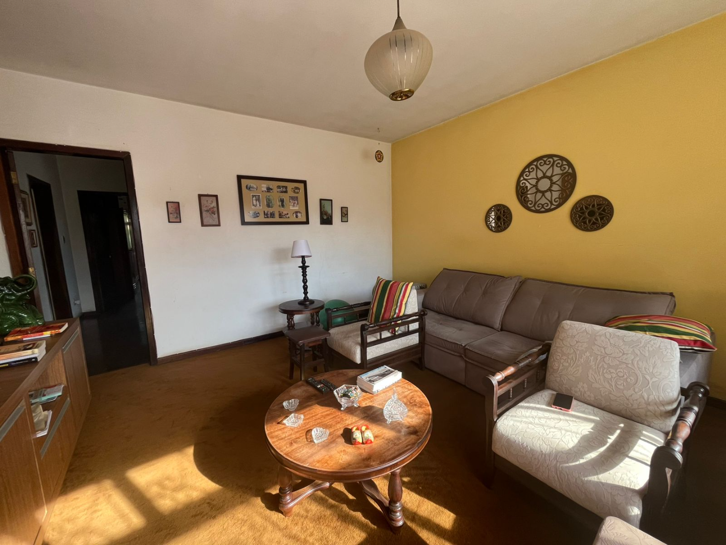 Casa para vendalocacaovenda e locacao no Uvaranas em Ponta Grossa com 550m² por R$ 700.000,005.500,00