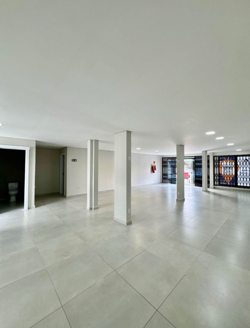 Cjto Comercial/sala para venda no Centro em Ponta Grossa com 300m² por R$ 1.700.000,00