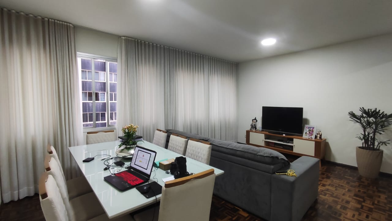Apartamento para venda no Centro em Ponta Grossa com 179m² por R$ 410.000,00