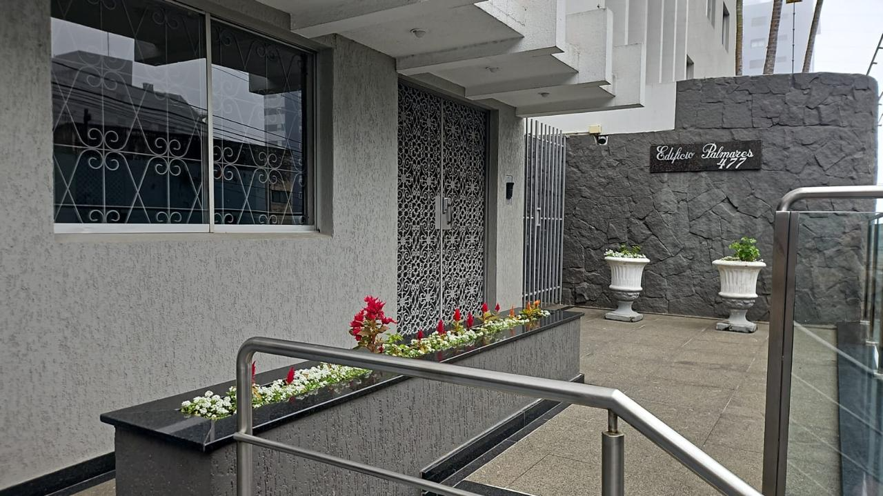 Apartamento para venda no Centro em Ponta Grossa com 170m² por R$ 600.000,00