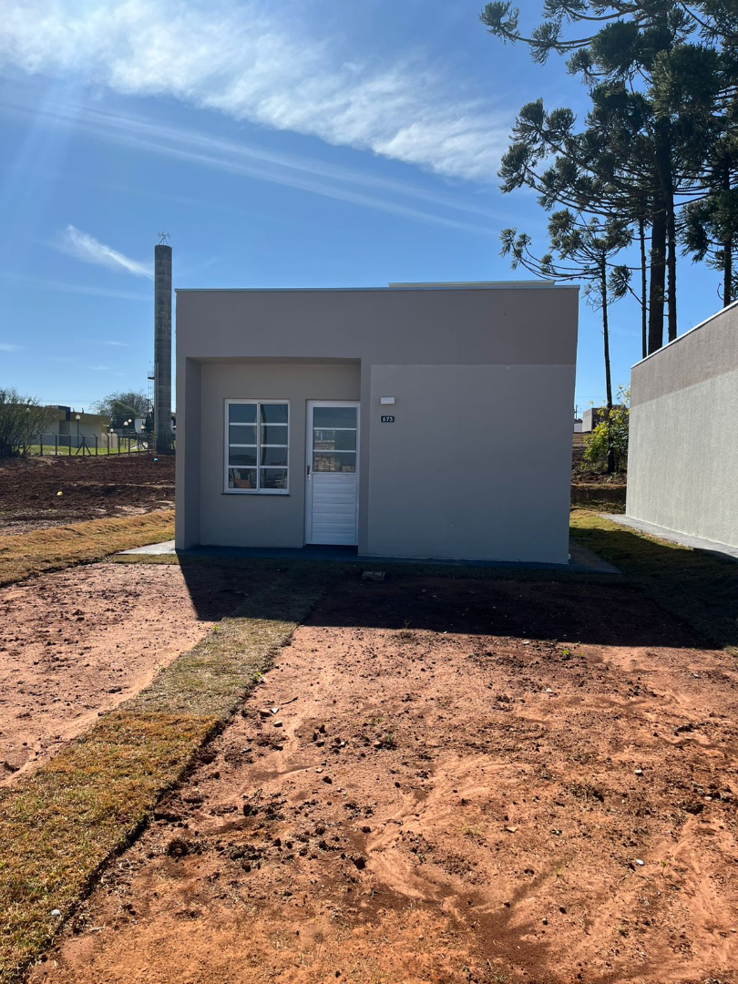Casa para locacao no Neves em Ponta Grossa com 50m² por R$ 850,00