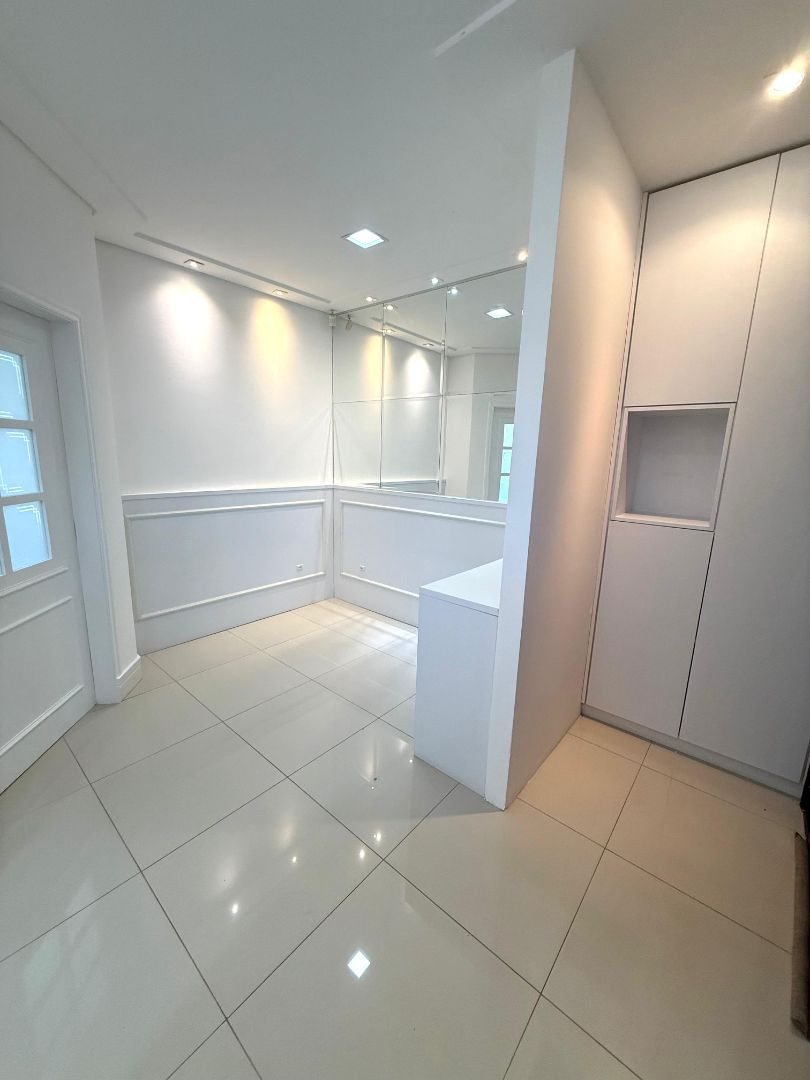 Cjto Comercial/sala para locacao no Uvaranas em Ponta Grossa com 33,43m² por R$ 2.900,00