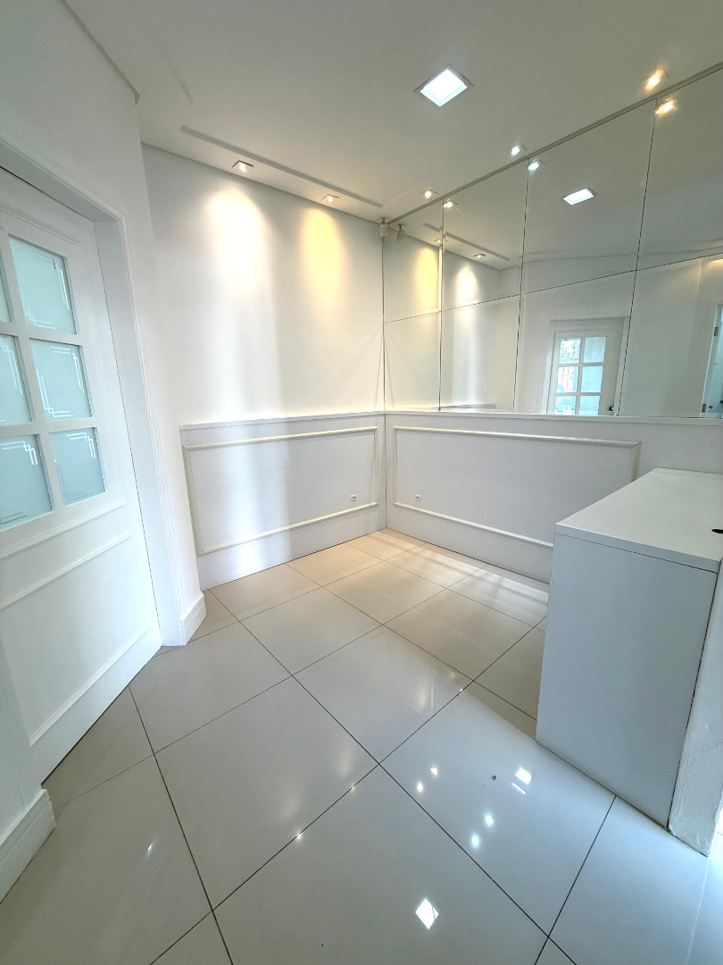 Cjto Comercial/sala para locacao no Uvaranas em Ponta Grossa com 33,43m² por R$ 2.900,00