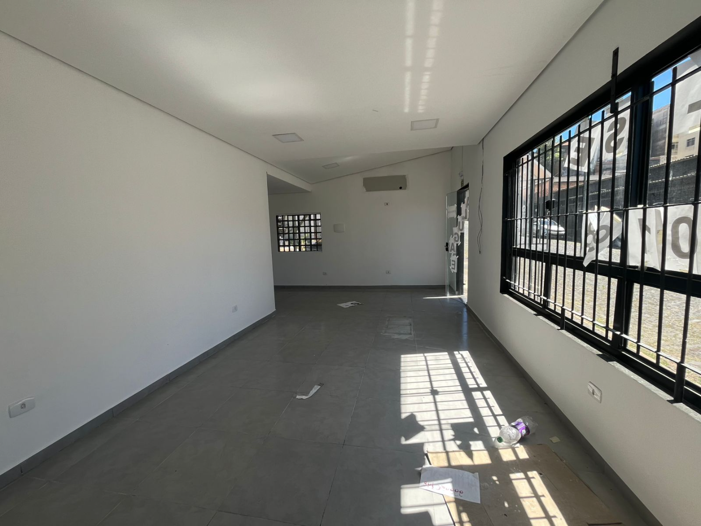 Cjto Comercial/sala para locacao no Centro em Ponta Grossa com 50m² por R$ 1.600,00
