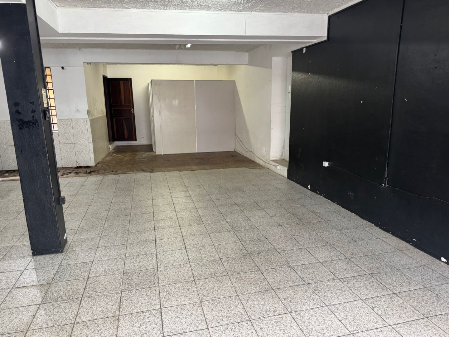Sala Comercial para locacao no Centro em Ponta Grossa com 75m² por R$ 2.700,00