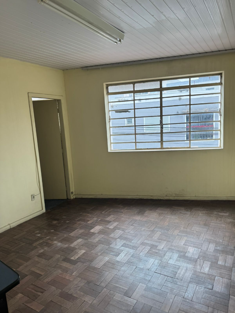Cjto Comercial/sala para locacao no Centro em Ponta Grossa com 90m² por R$ 1.500,00